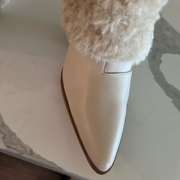 Brand new never worn faux fur foldover boot pointed toe, stacked block heel - Picture 8 of 12